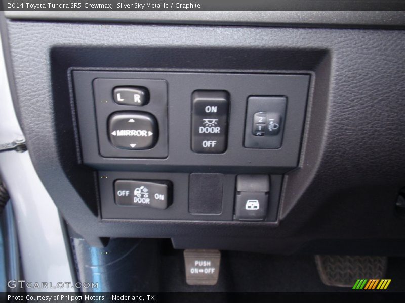 Silver Sky Metallic / Graphite 2014 Toyota Tundra SR5 Crewmax