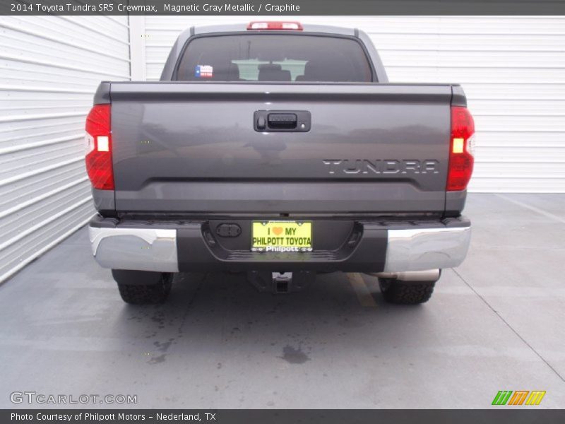 Magnetic Gray Metallic / Graphite 2014 Toyota Tundra SR5 Crewmax
