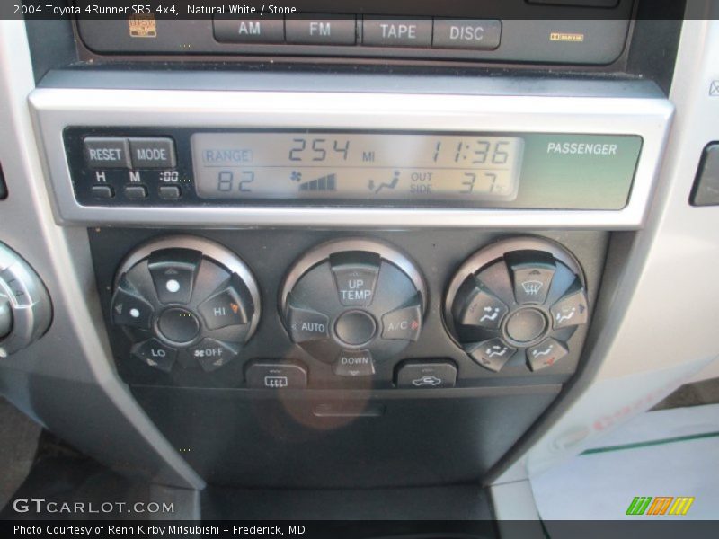 Natural White / Stone 2004 Toyota 4Runner SR5 4x4
