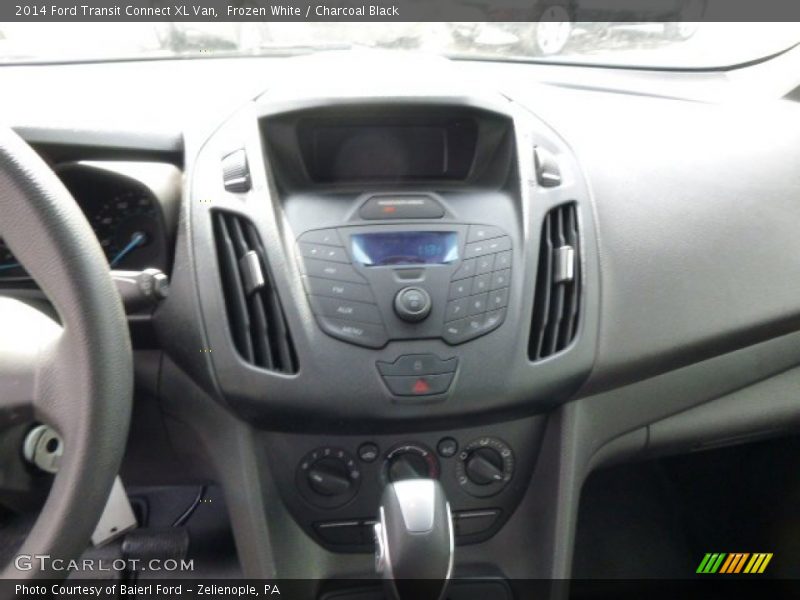 Controls of 2014 Transit Connect XL Van