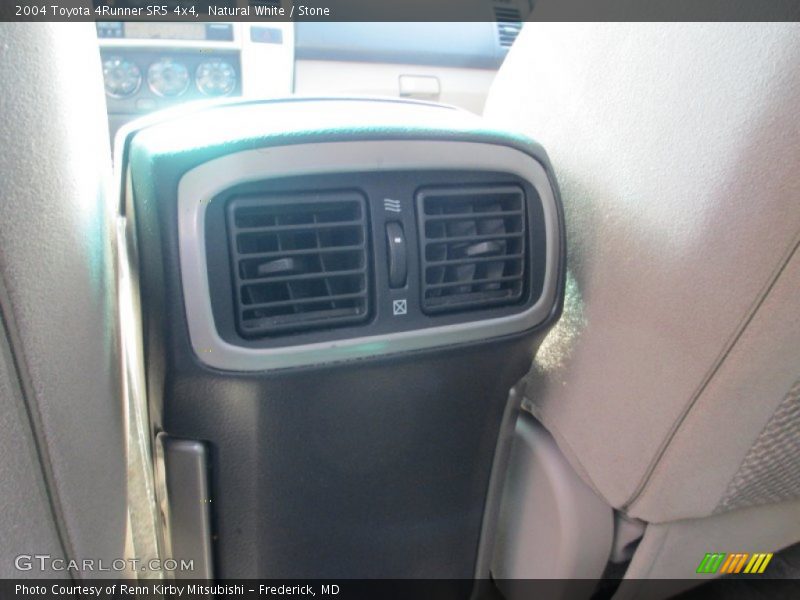 Natural White / Stone 2004 Toyota 4Runner SR5 4x4