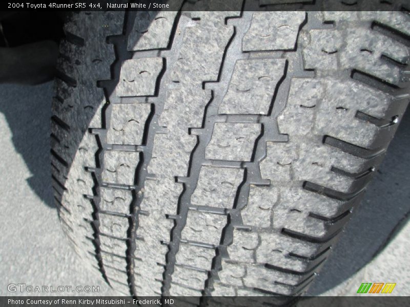 Natural White / Stone 2004 Toyota 4Runner SR5 4x4