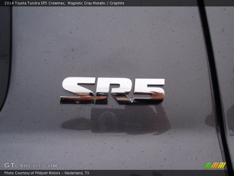 Magnetic Gray Metallic / Graphite 2014 Toyota Tundra SR5 Crewmax
