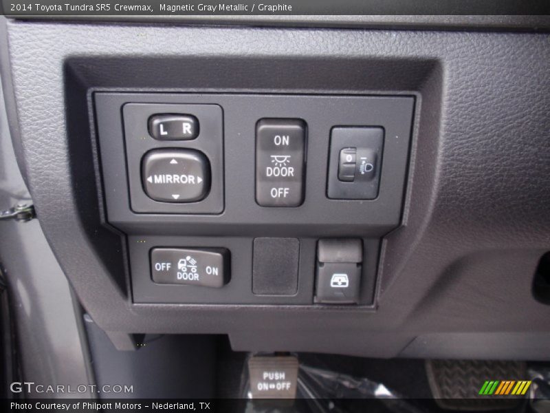 Magnetic Gray Metallic / Graphite 2014 Toyota Tundra SR5 Crewmax