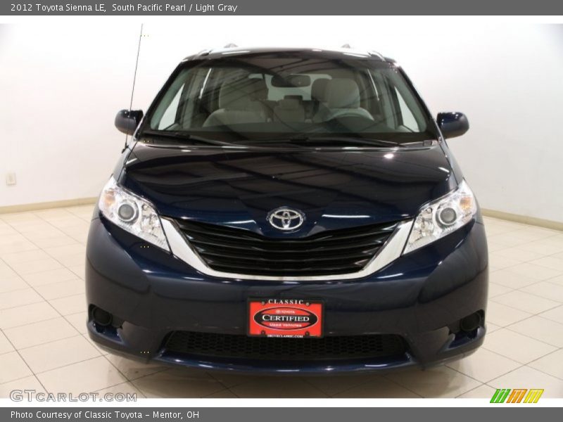 South Pacific Pearl / Light Gray 2012 Toyota Sienna LE