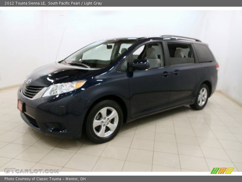 South Pacific Pearl / Light Gray 2012 Toyota Sienna LE