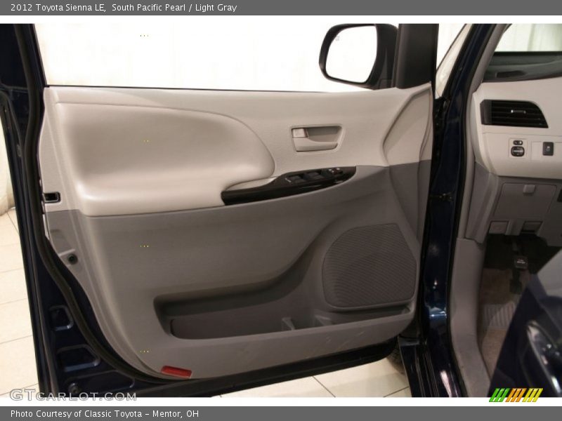South Pacific Pearl / Light Gray 2012 Toyota Sienna LE