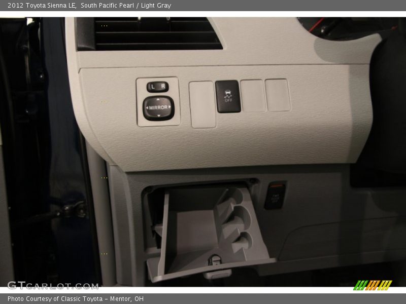 South Pacific Pearl / Light Gray 2012 Toyota Sienna LE