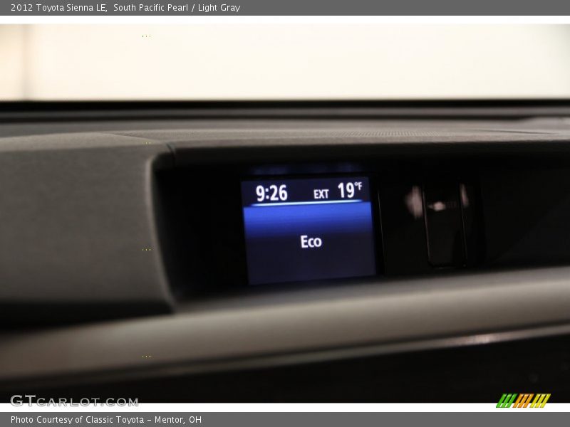 South Pacific Pearl / Light Gray 2012 Toyota Sienna LE