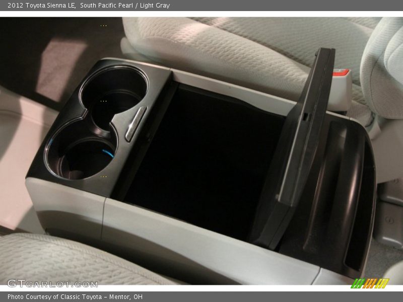 South Pacific Pearl / Light Gray 2012 Toyota Sienna LE