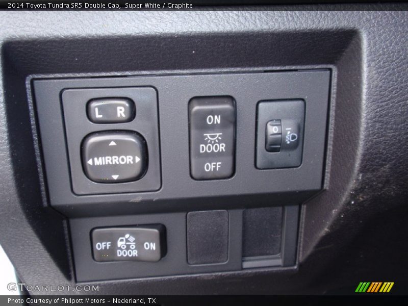Super White / Graphite 2014 Toyota Tundra SR5 Double Cab