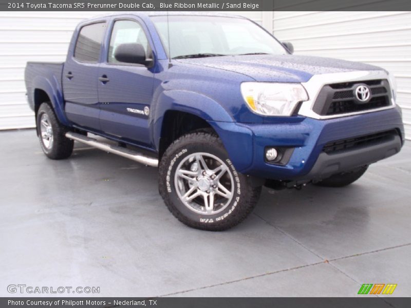 Front 3/4 View of 2014 Tacoma SR5 Prerunner Double Cab
