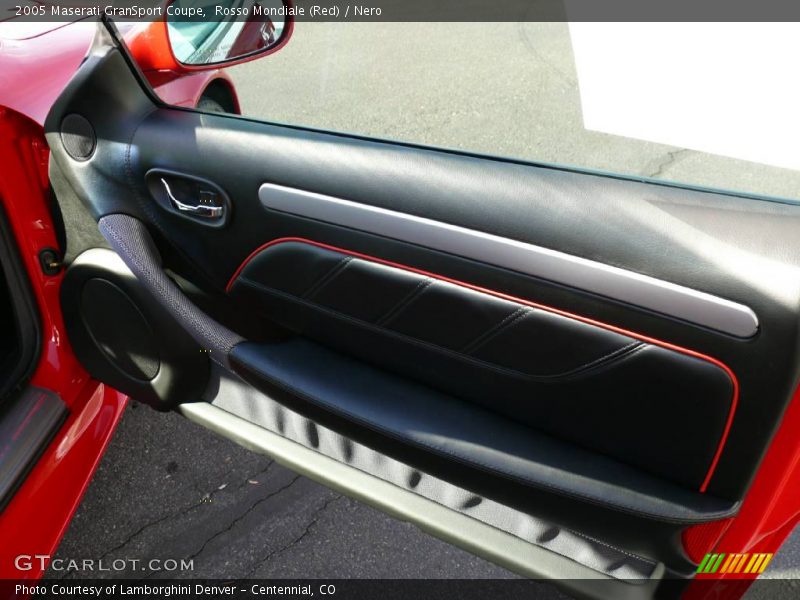 Rosso Mondiale (Red) / Nero 2005 Maserati GranSport Coupe