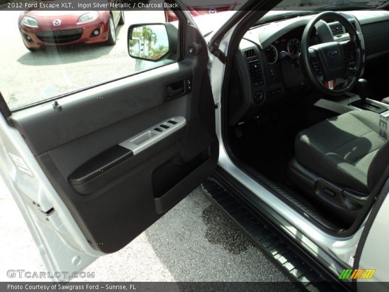 Ingot Silver Metallic / Charcoal Black 2012 Ford Escape XLT