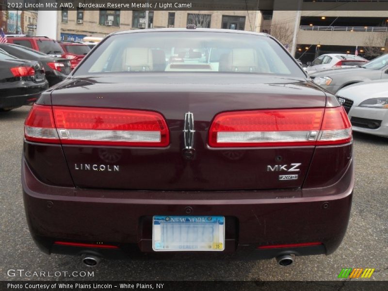 Bordeaux Reserve Metallic / Light Camel 2012 Lincoln MKZ AWD