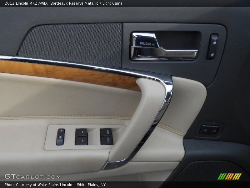 Bordeaux Reserve Metallic / Light Camel 2012 Lincoln MKZ AWD