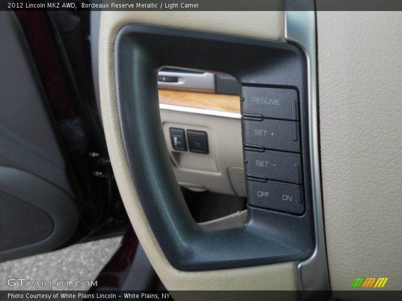 Bordeaux Reserve Metallic / Light Camel 2012 Lincoln MKZ AWD