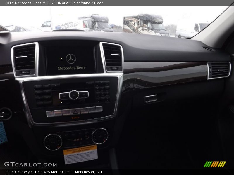 Polar White / Black 2014 Mercedes-Benz ML 350 4Matic