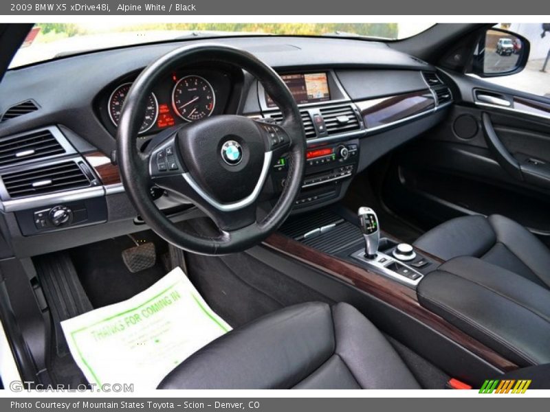 Alpine White / Black 2009 BMW X5 xDrive48i