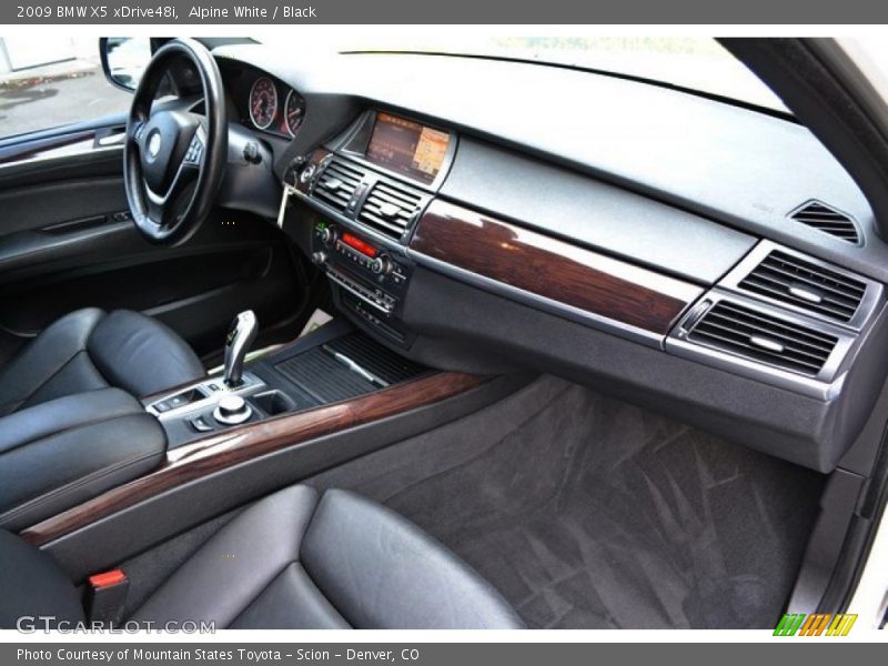 Dashboard of 2009 X5 xDrive48i