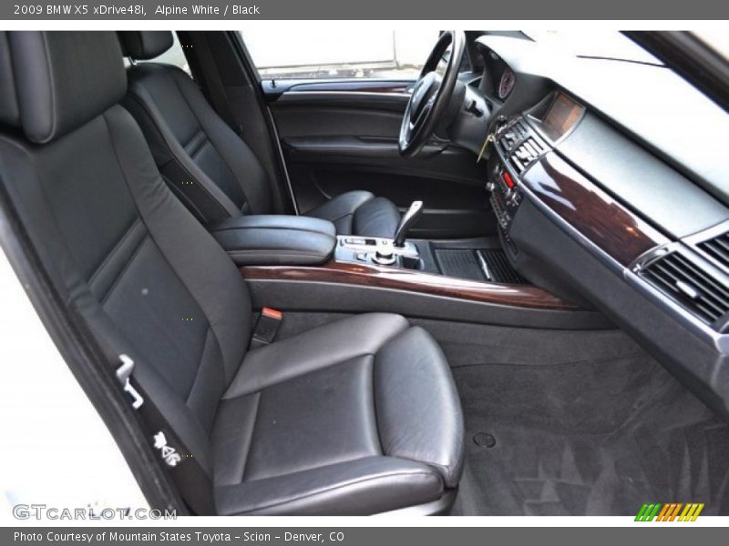 Alpine White / Black 2009 BMW X5 xDrive48i