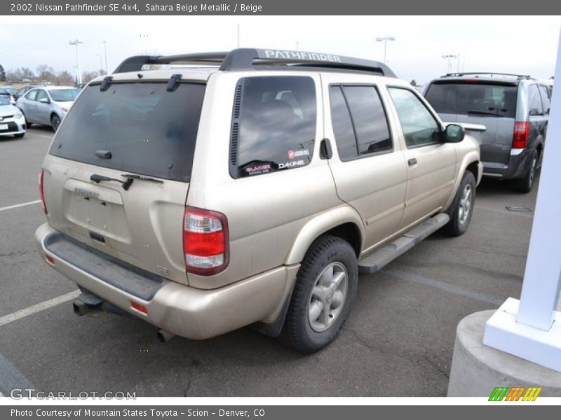 Sahara Beige Metallic / Beige 2002 Nissan Pathfinder SE 4x4