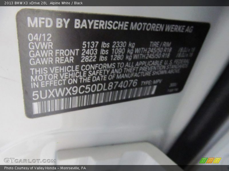 Alpine White / Black 2013 BMW X3 xDrive 28i