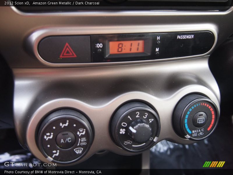 Amazon Green Metallic / Dark Charcoal 2012 Scion xD
