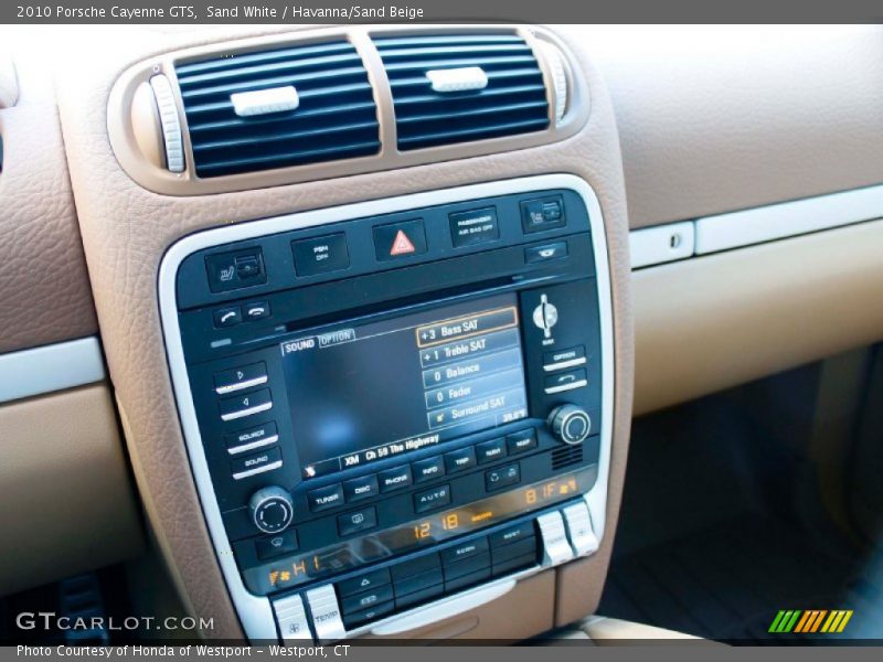 Sand White / Havanna/Sand Beige 2010 Porsche Cayenne GTS