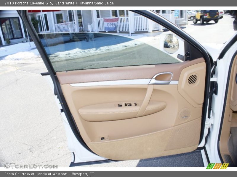 Sand White / Havanna/Sand Beige 2010 Porsche Cayenne GTS