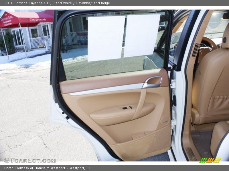 Sand White / Havanna/Sand Beige 2010 Porsche Cayenne GTS