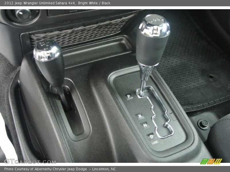 Bright White / Black 2012 Jeep Wrangler Unlimited Sahara 4x4