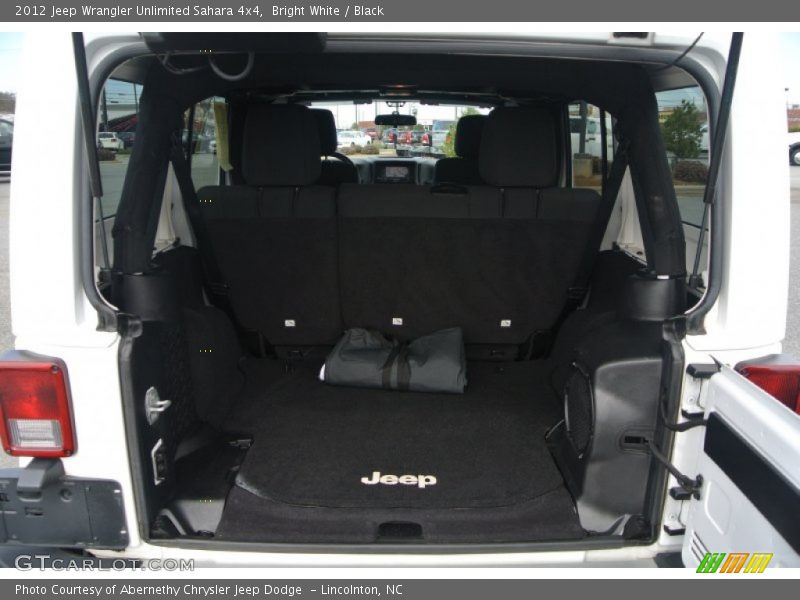 Bright White / Black 2012 Jeep Wrangler Unlimited Sahara 4x4