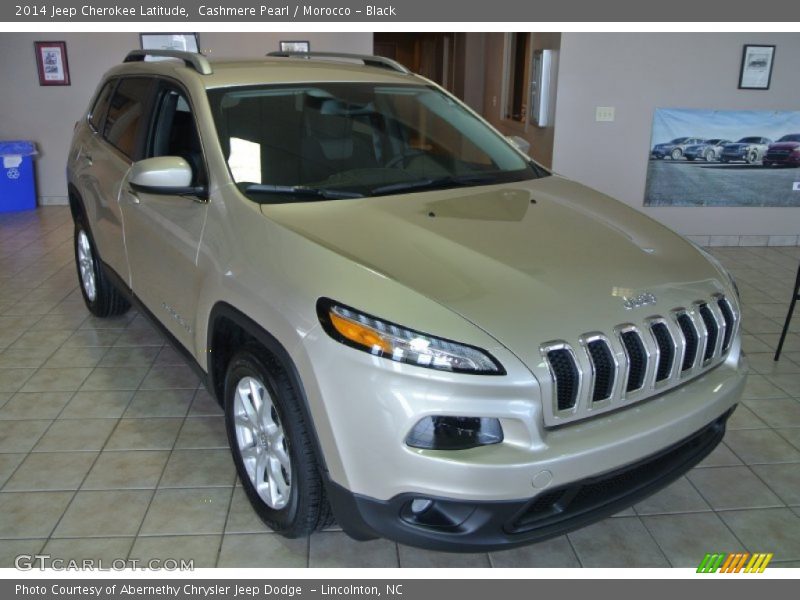 Cashmere Pearl / Morocco - Black 2014 Jeep Cherokee Latitude