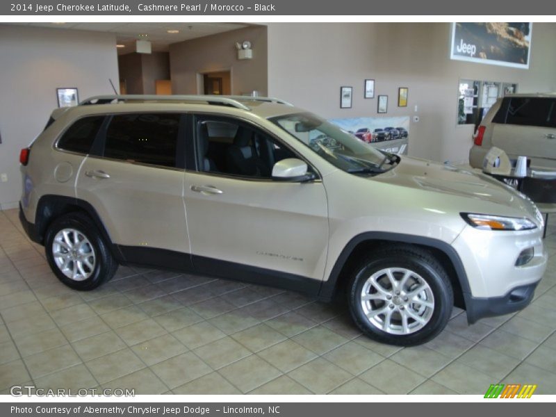 Cashmere Pearl / Morocco - Black 2014 Jeep Cherokee Latitude