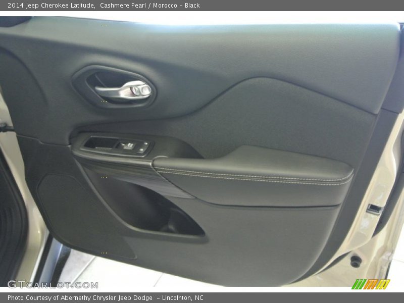Cashmere Pearl / Morocco - Black 2014 Jeep Cherokee Latitude
