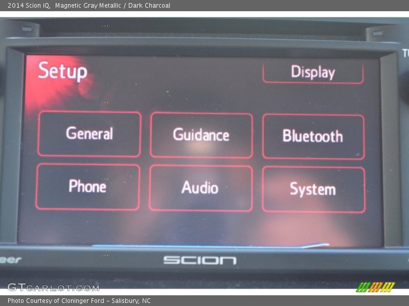 Magnetic Gray Metallic / Dark Charcoal 2014 Scion iQ