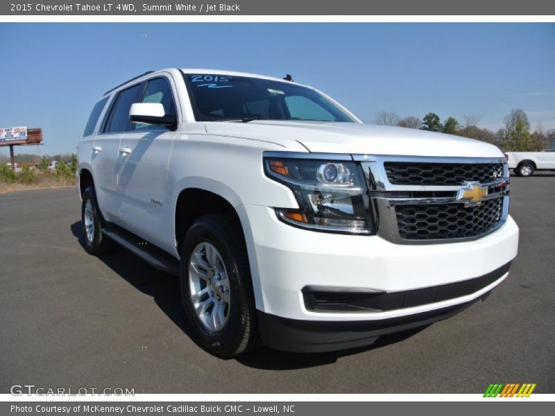 Front 3/4 View of 2015 Tahoe LT 4WD