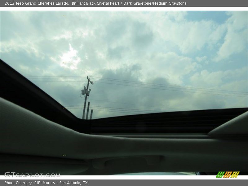 Brilliant Black Crystal Pearl / Dark Graystone/Medium Graystone 2013 Jeep Grand Cherokee Laredo