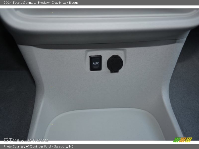 Predawn Gray Mica / Bisque 2014 Toyota Sienna L