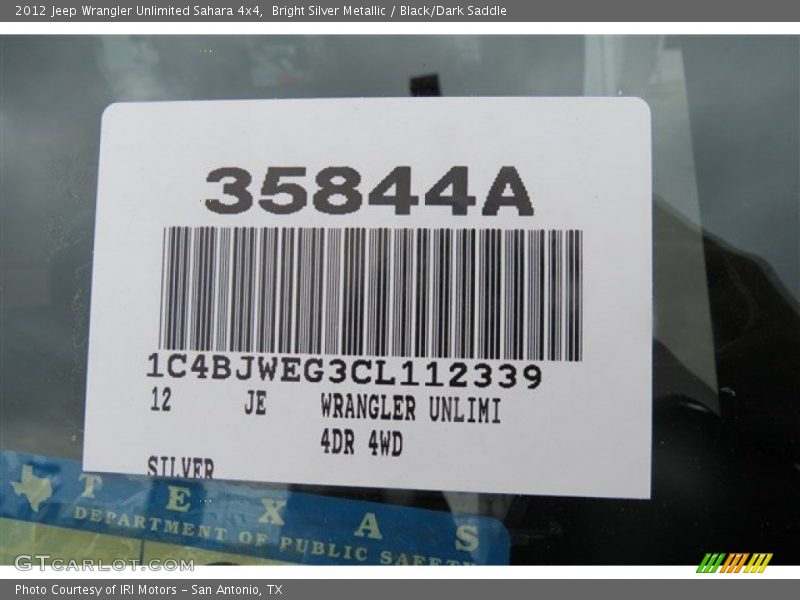 Bright Silver Metallic / Black/Dark Saddle 2012 Jeep Wrangler Unlimited Sahara 4x4