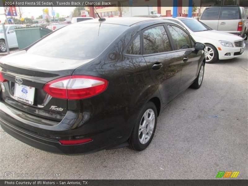 Tuxedo Black / Charcoal Black 2014 Ford Fiesta SE Sedan