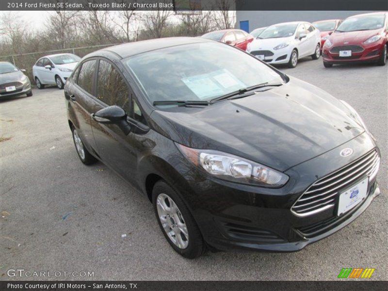 Tuxedo Black / Charcoal Black 2014 Ford Fiesta SE Sedan