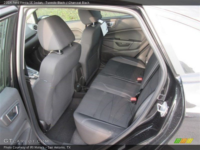 Tuxedo Black / Charcoal Black 2014 Ford Fiesta SE Sedan
