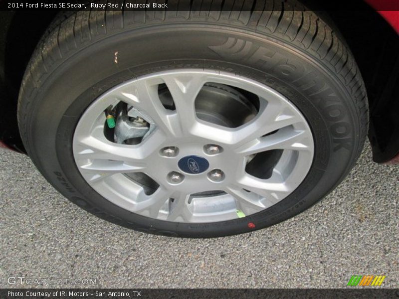 Ruby Red / Charcoal Black 2014 Ford Fiesta SE Sedan
