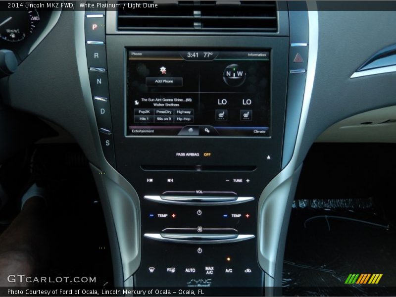 Controls of 2014 MKZ FWD