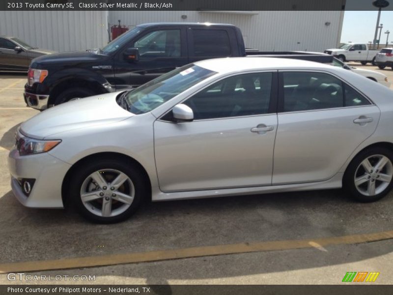 Classic Silver Metallic / Black/Ash 2013 Toyota Camry SE