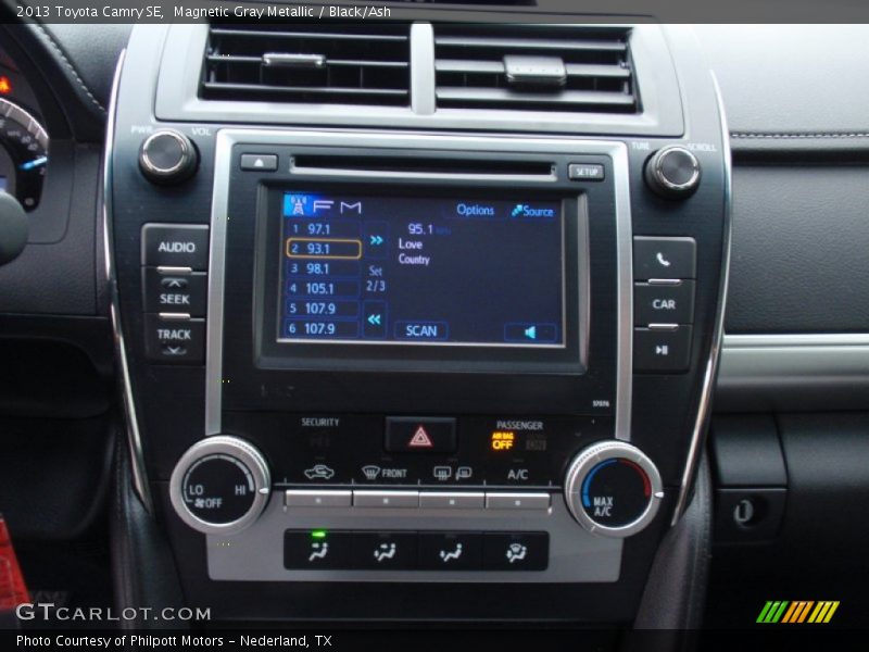 Magnetic Gray Metallic / Black/Ash 2013 Toyota Camry SE