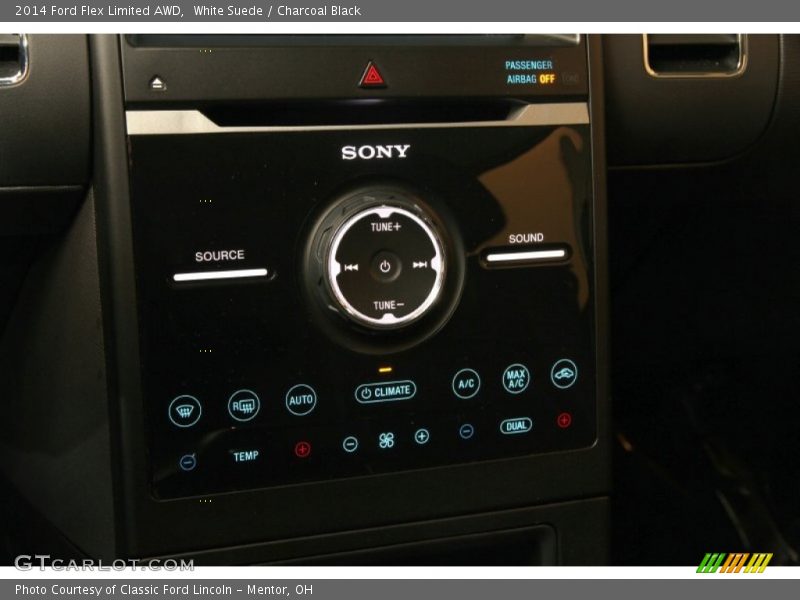 Controls of 2014 Flex Limited AWD