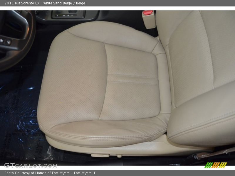 White Sand Beige / Beige 2011 Kia Sorento EX